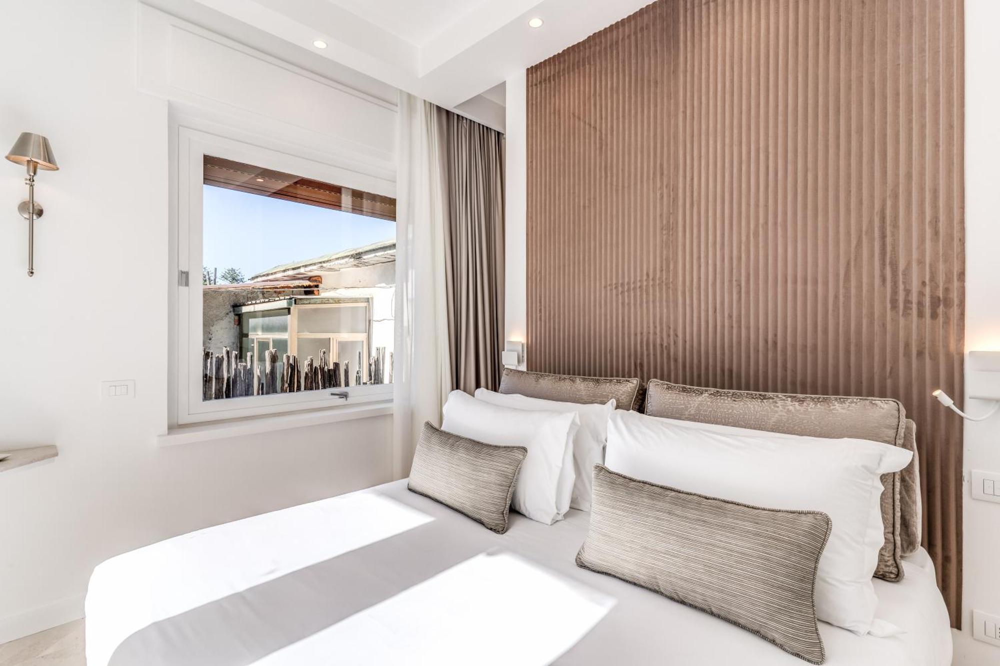 Diff'Rent Souls Rooms - Luxury Accomodation Сорренто Екстер'єр фото