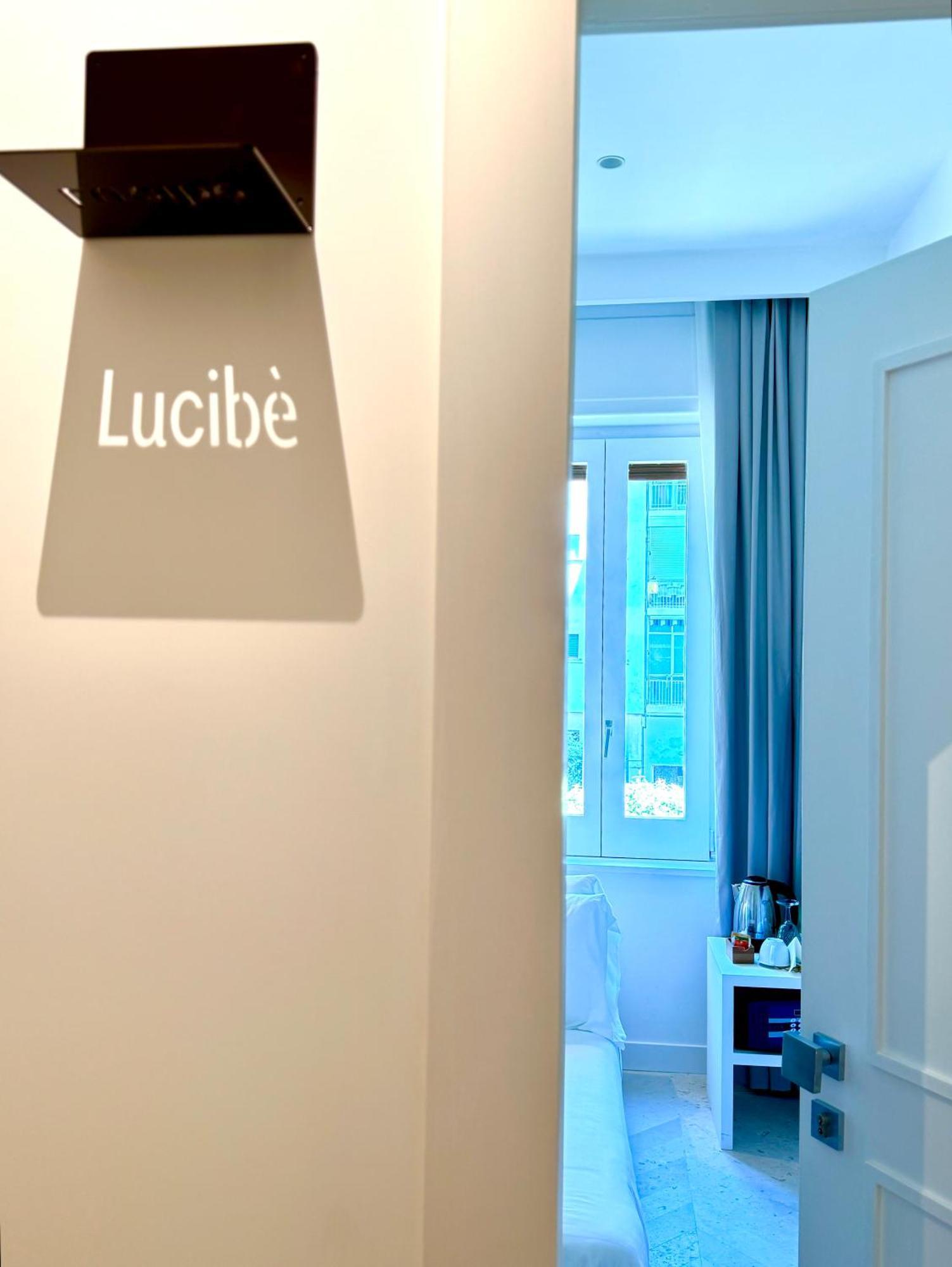 Diff'Rent Souls Rooms - Luxury Accomodation Сорренто Екстер'єр фото